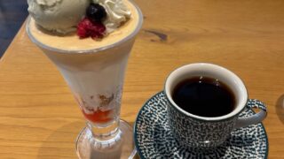 カフェ ノイモンド