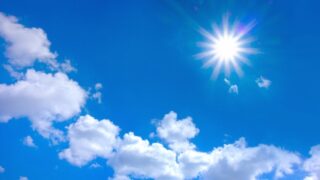 空を見上げてあの人を思い出す